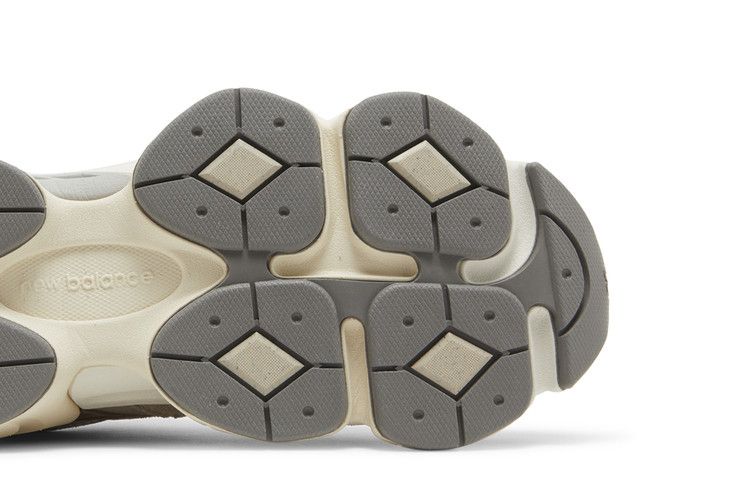 New Balance 9060 Mushroom - U9060MUS