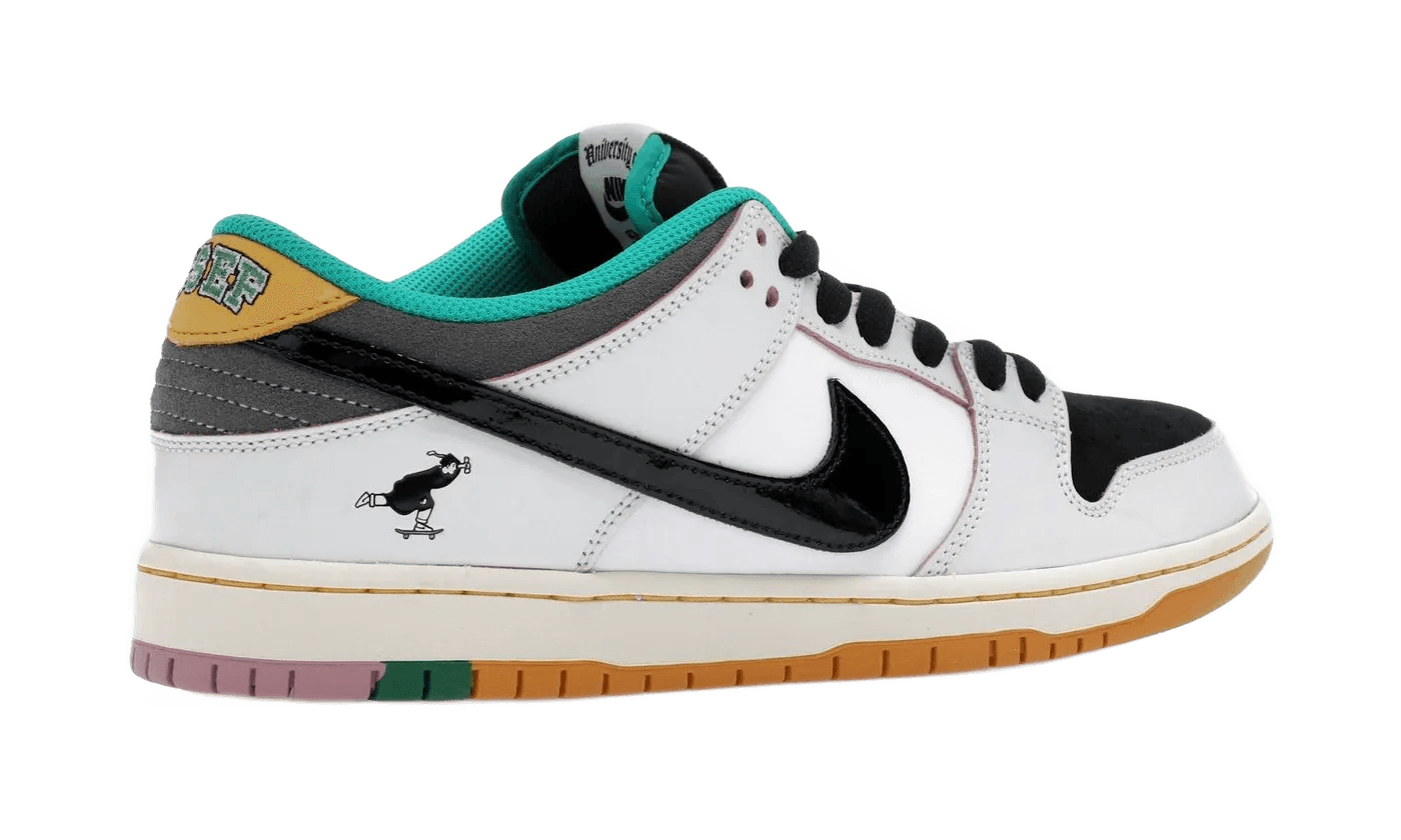 Nike SB Dunk Low CSEF - HJ4132-100