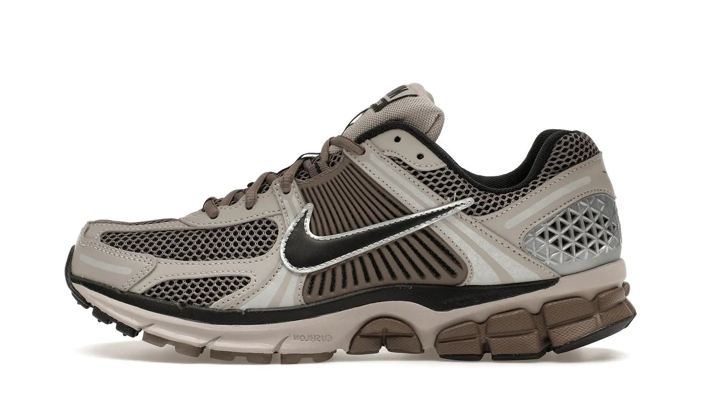 Nike Zoom Vomero 5 College Grey Cave Stone - FB9149-005