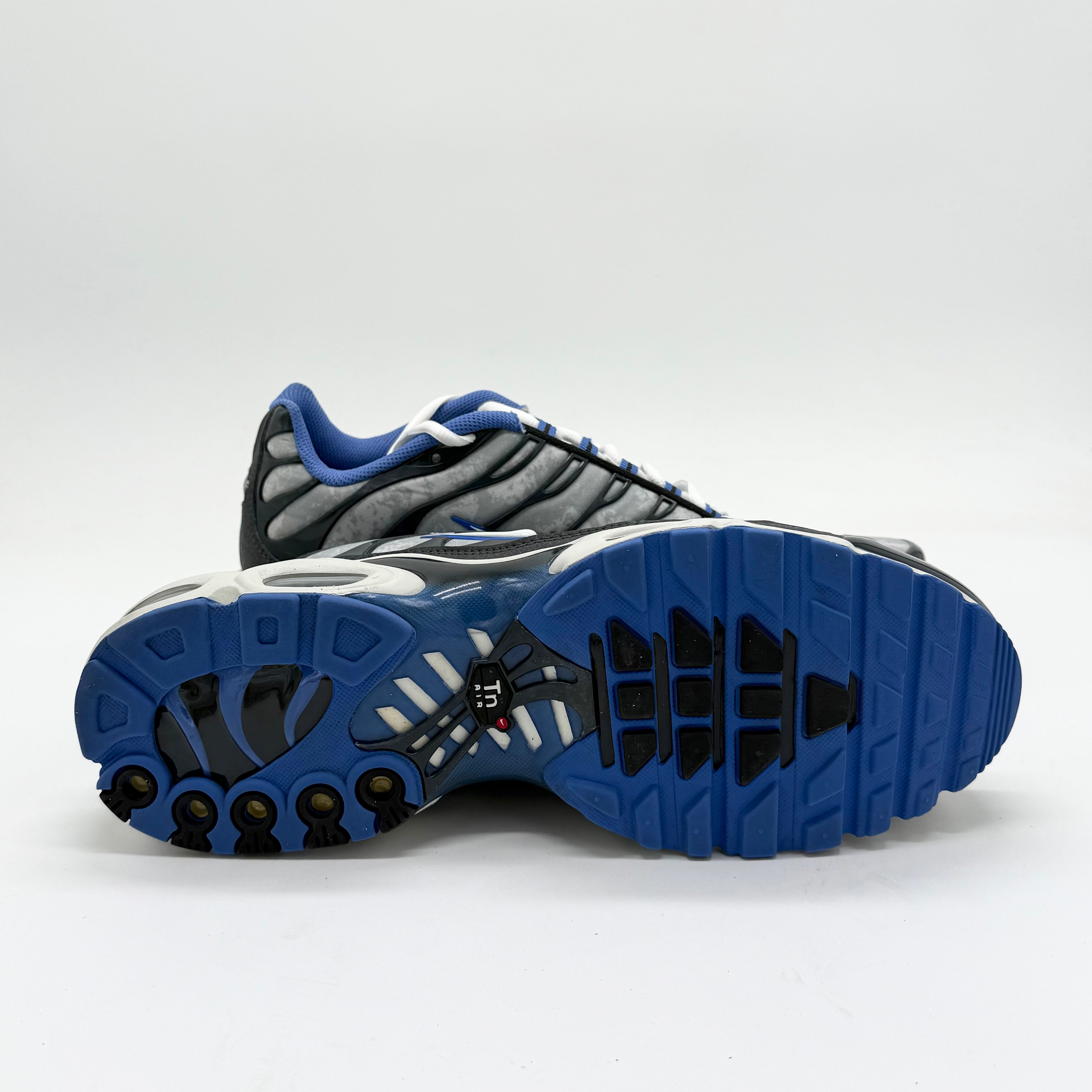 Nike Air Max Plus SE Social FC EU 45 1/2