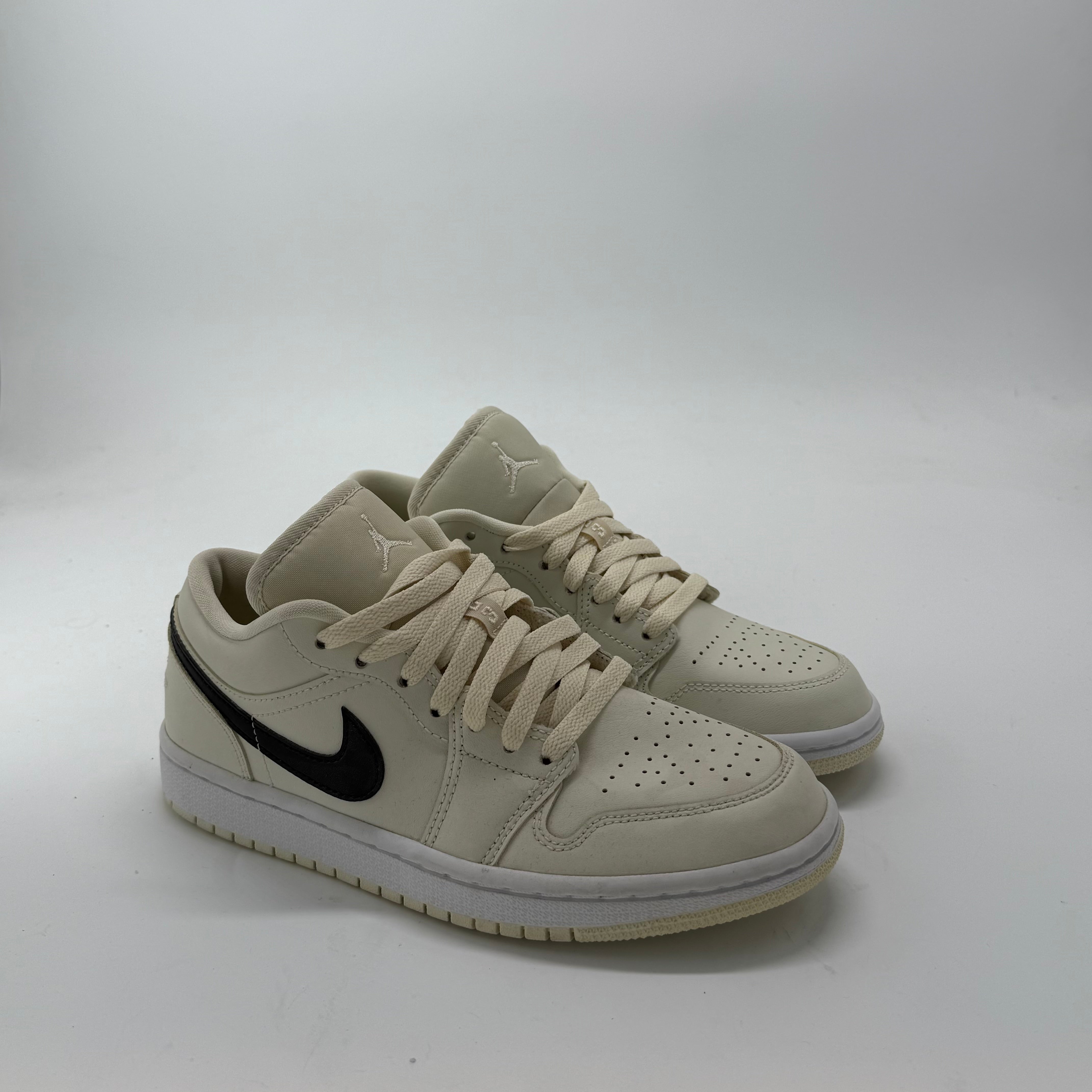 Nike Air Jordan 1 Low Beige/Coconut Milk EU 38