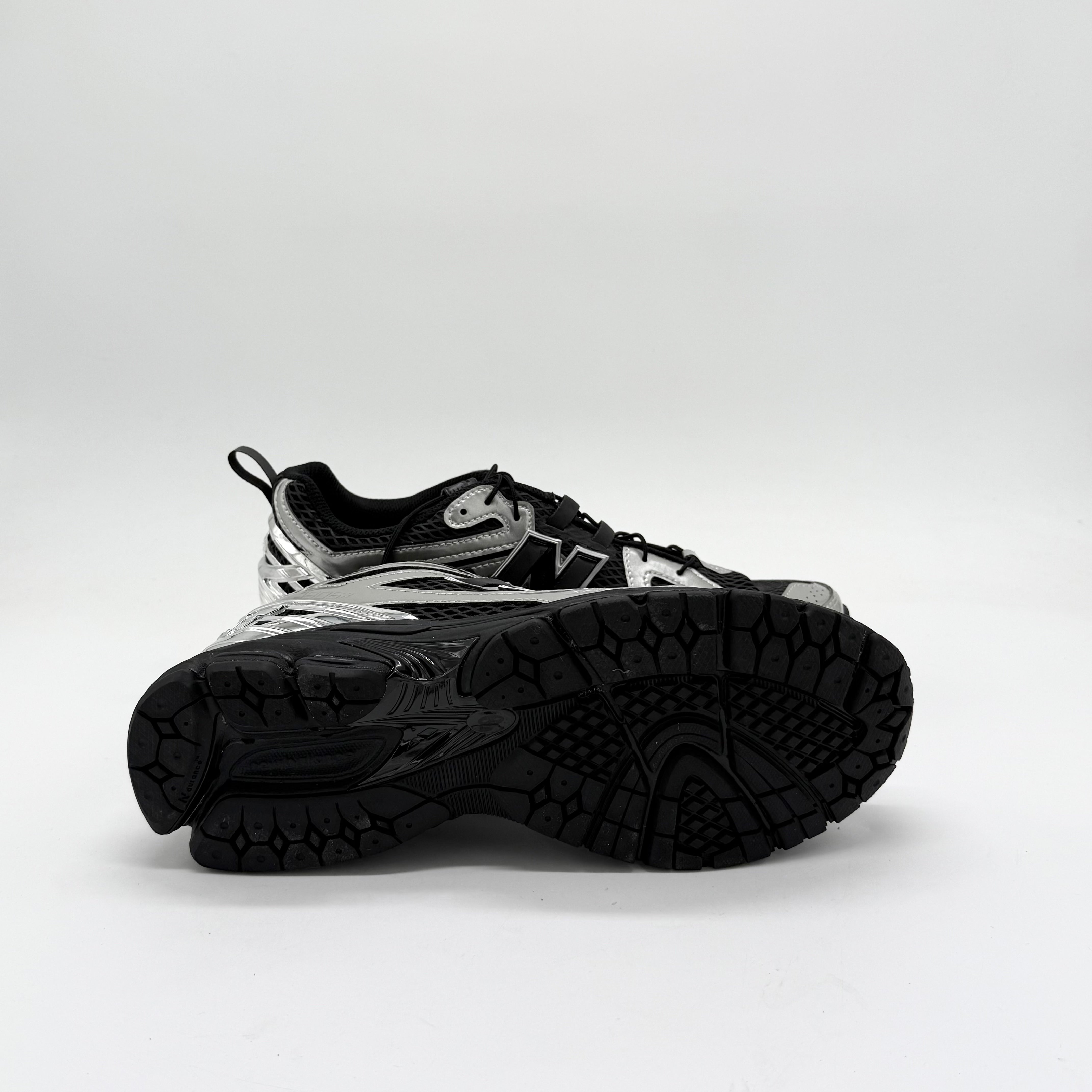 New Balance 1906R The Basement Night Chrome EU 44 1/2