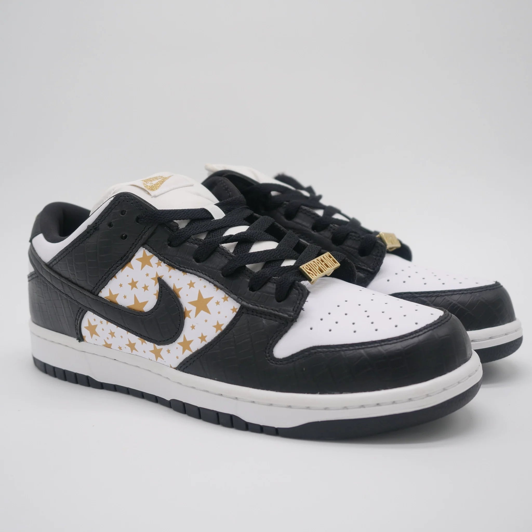 Nike SB Dunk Low x Supreme Stars Black - EU 44